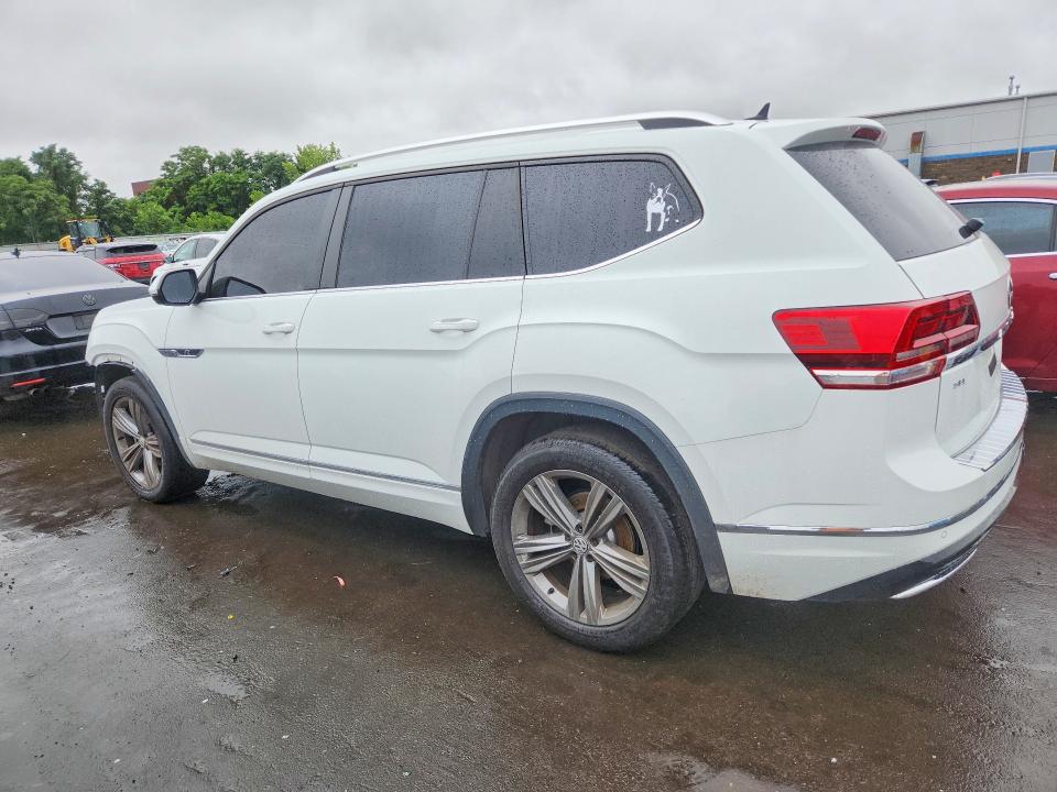2018 Volkswagen Atlas მანქანა იყიდება აუქციონზე, vin: 1V2RR2CA7JC566944, აუქციონის ნომერი: 62902456