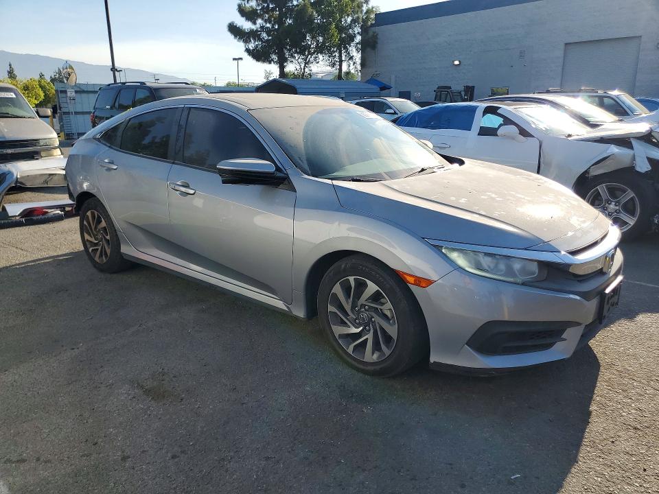2017 Honda Civic მანქანა იყიდება აუქციონზე, vin: 2HGFC2F71HH516541, აუქციონის ნომერი: 60794606