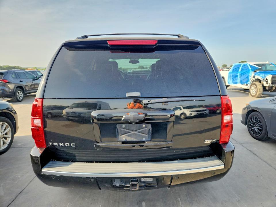 2011 Chevrolet Tahoe მანქანა იყიდება აუქციონზე, vin: 1GNSCCE01BR271374, აუქციონის ნომერი: 62715556