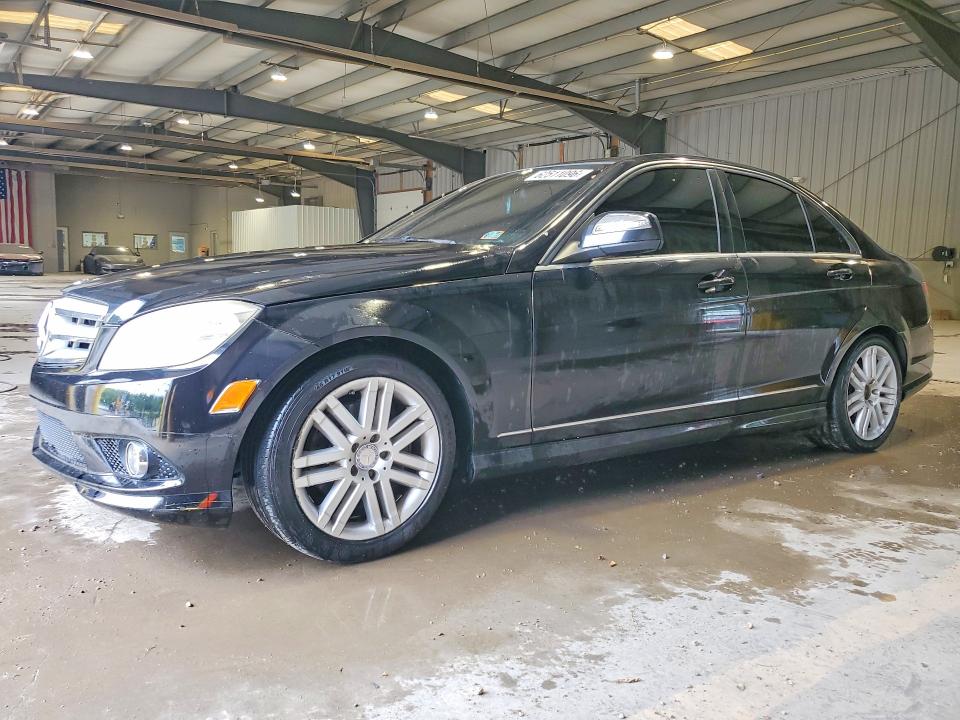 62511096 :رقم المزاد ، WDDGF81X18F135431 vin ، 2008 Mercedes-benz C مزاد بيع