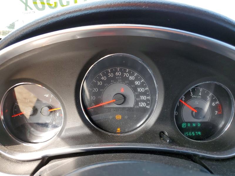 61601536 :رقم المزاد ، 1C3BC8FG8BN575380 vin ، 2011 Chrysler 200 مزاد بيع