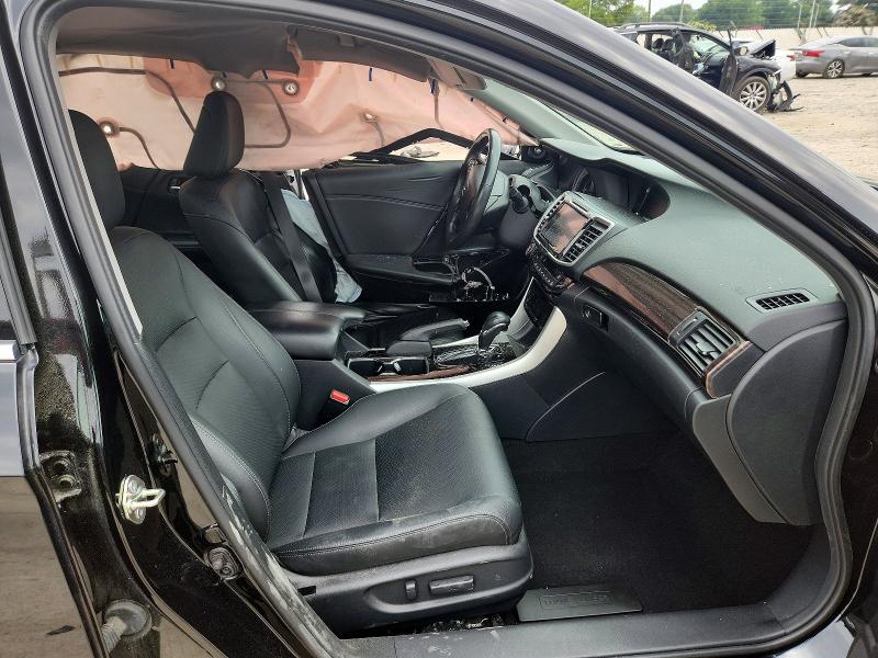 Продаж на аукціоні авто 2016 Honda Accord, vin: 1HGCR3F84GA019383, номер лоту: 61185056