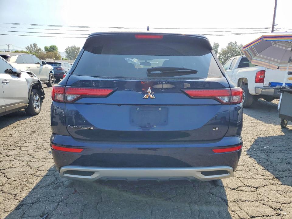Продажа на аукционе авто 2022 Mitsubishi Outlander, vin: JA4J4UA89NZ045343, номер лота: 61242776