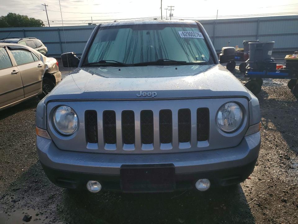 62900276 :رقم المزاد ، 1C4NJRFB1FD376367 vin ، 2015 Jeep Patriot مزاد بيع