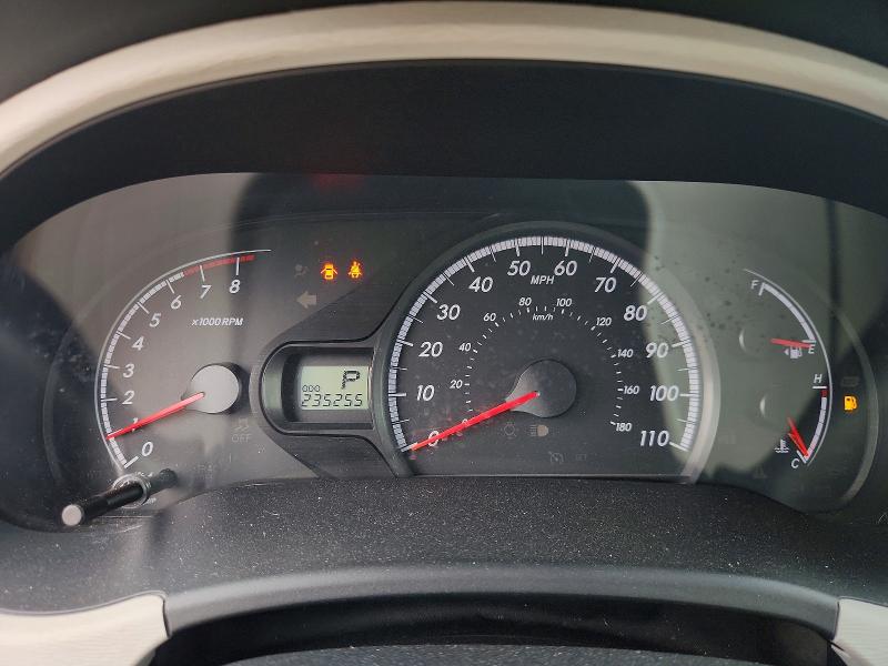 62324566 :رقم المزاد ، 5TDKK3DC8BS066529 vin ، 2011 Toyota Sienna مزاد بيع