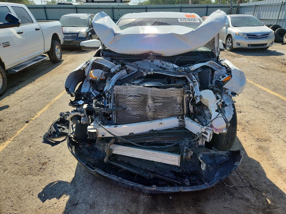 2019 Chevrolet Equinox მანქანა იყიდება აუქციონზე, vin: 2GNAXKEV2K6131903, აუქციონის ნომერი: 61518436