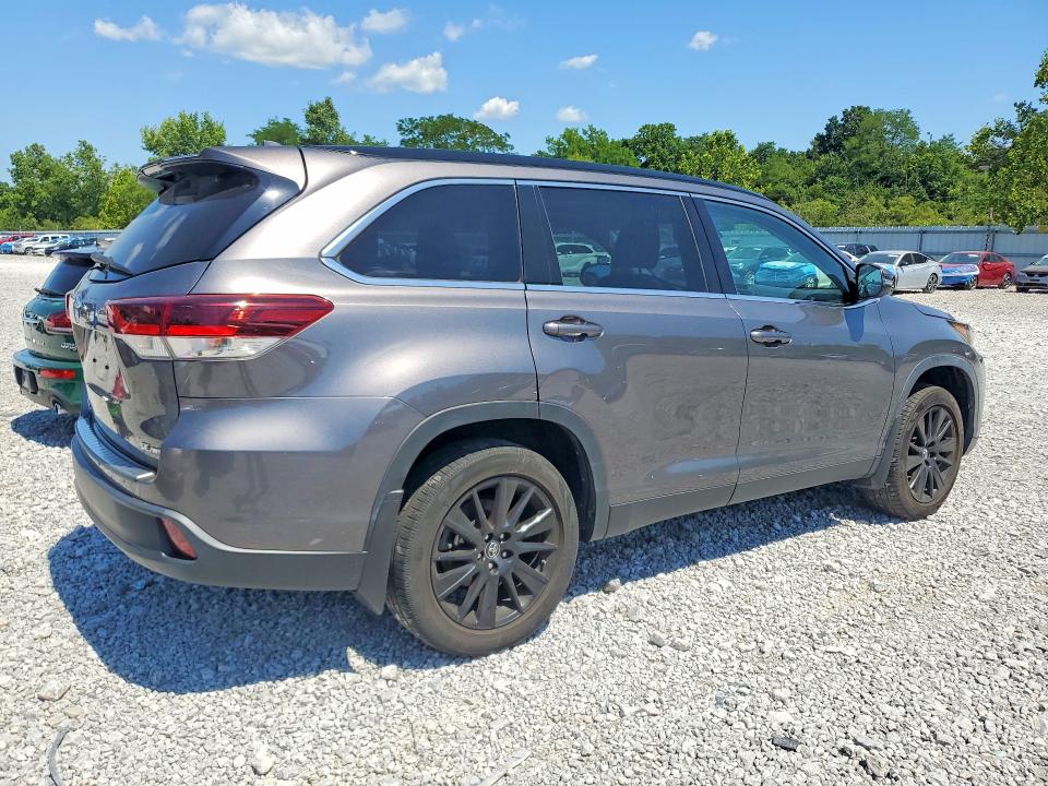 2019 Toyota Highlander მანქანა იყიდება აუქციონზე, vin: 5TDJZRFH5KS604199, აუქციონის ნომერი: 60922366