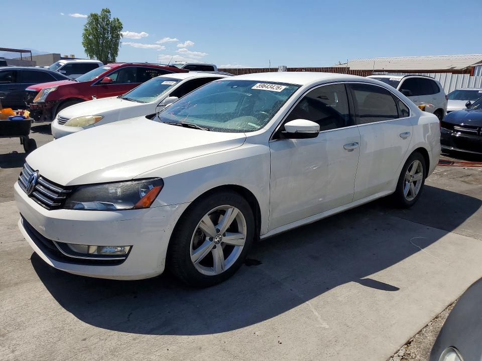 59643436 :رقم المزاد ، 1VWAT7A33FC085630 vin ، 2015 Volkswagen Passat مزاد بيع