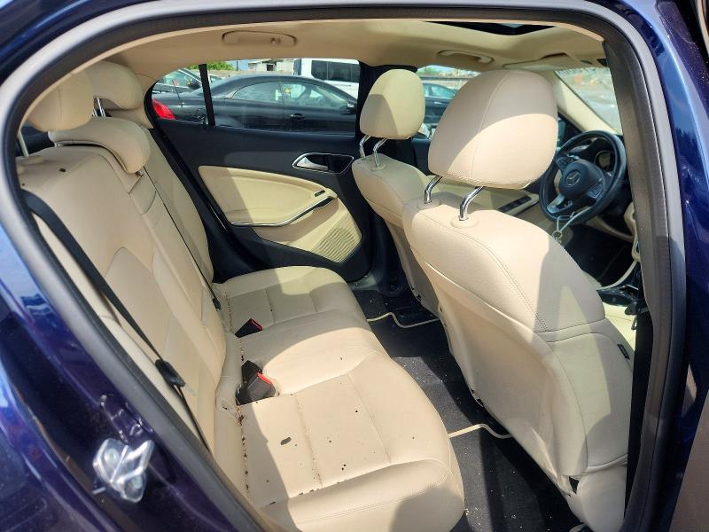 60597686 :رقم المزاد ، WDCTG4GBXKJ579769 vin ، 2019 Mercedes-benz Gla مزاد بيع