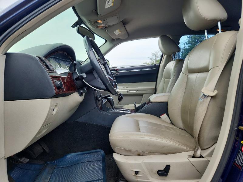 60388206 :رقم المزاد ، 2C3AA53G45H183174 vin ، 2005 Chrysler 300 مزاد بيع