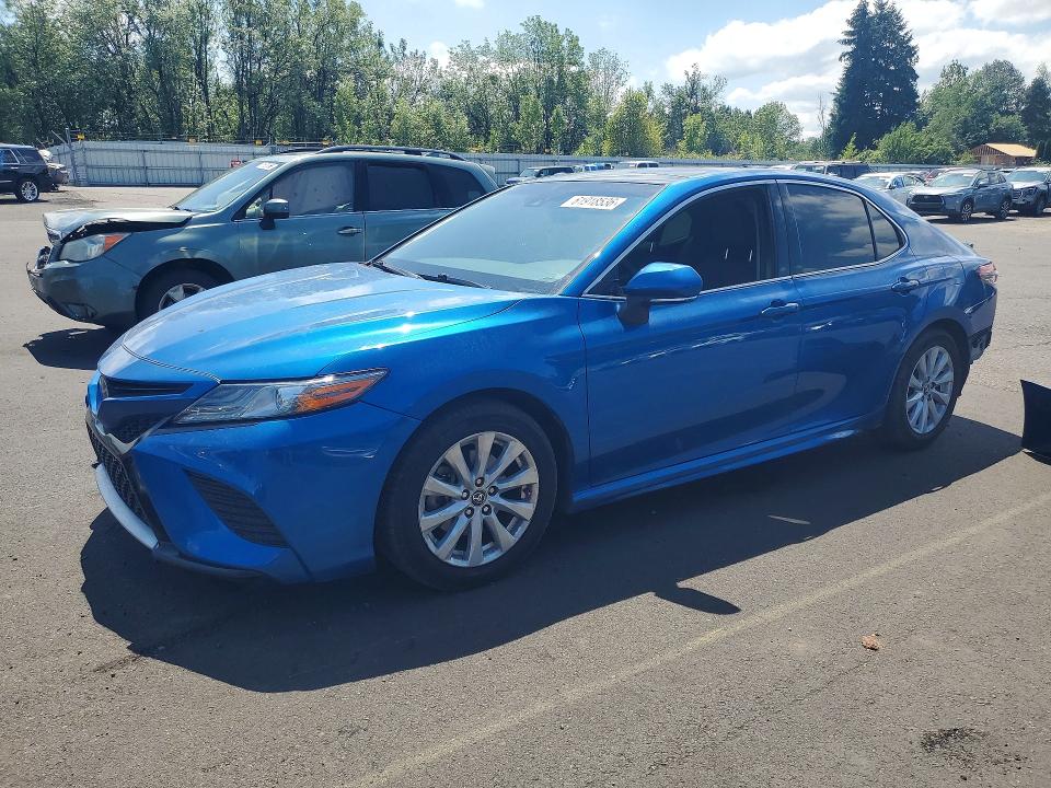 Продажа на аукционе авто 2018 Toyota Camry, vin: 4T1B61HKXJU077743, номер лота: 61918536
