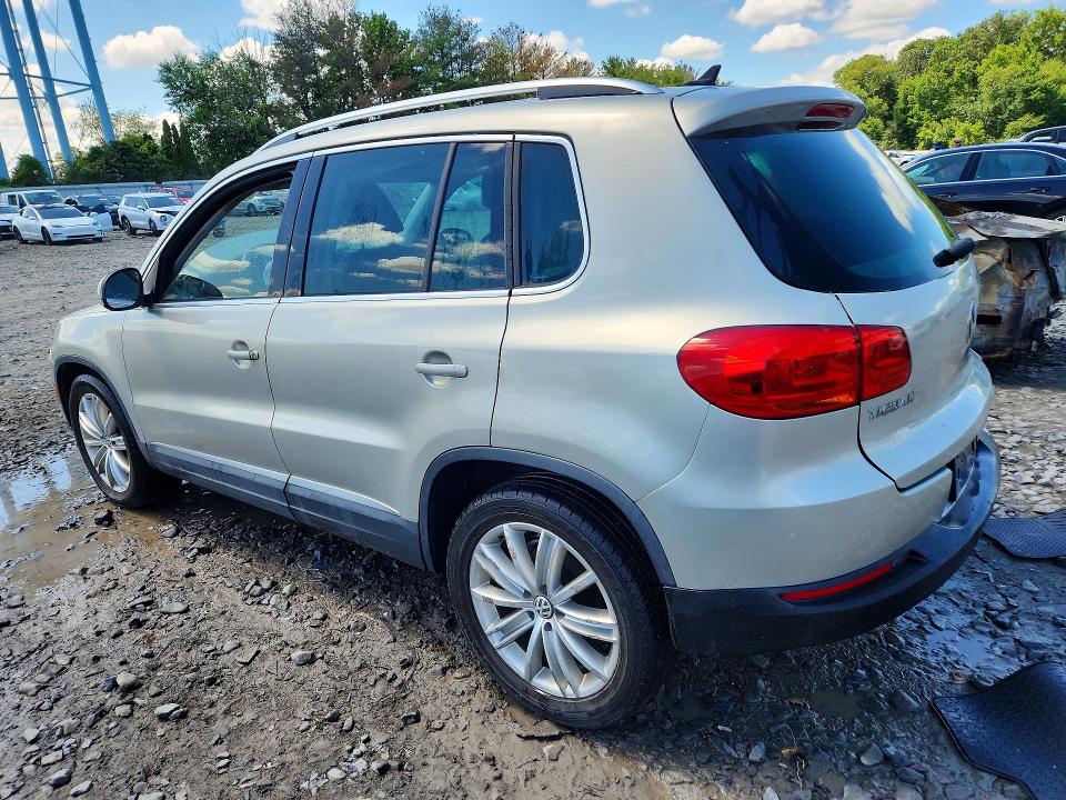 60225706 :رقم المزاد ، WVGAV7AX6CW515625 vin ، 2012 Volkswagen Tiguan مزاد بيع