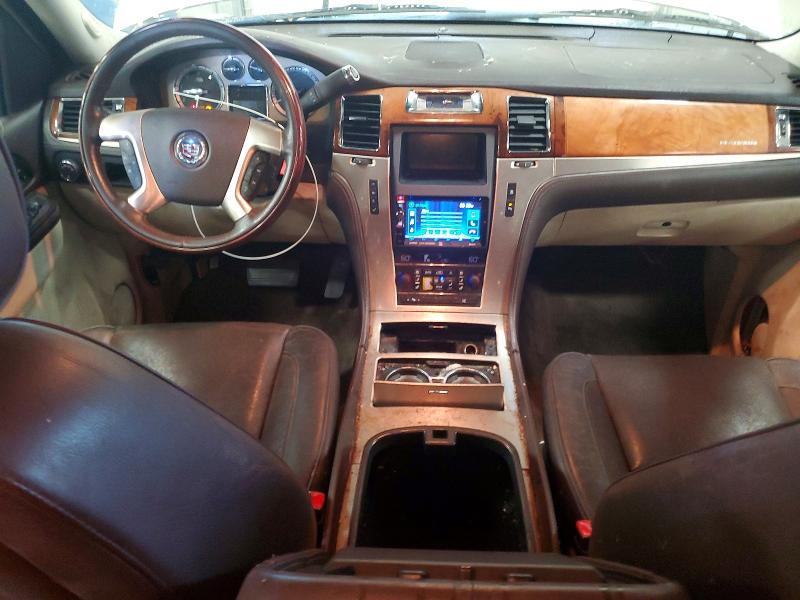 2011 Cadillac Escalade მანქანა იყიდება აუქციონზე, vin: 1GYS4DEF5BR378339, აუქციონის ნომერი: 61244306