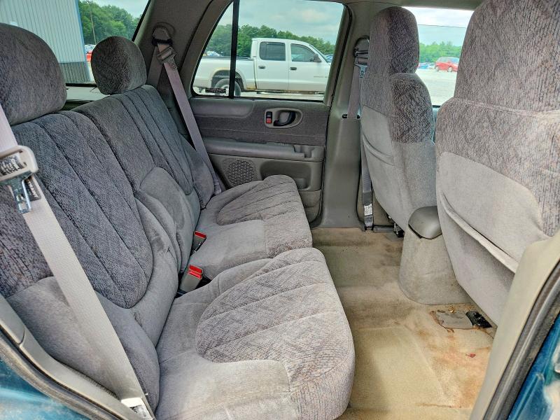 60381936 :رقم المزاد ، 1GKDT13W5W2526558 vin ، 1998 Gmc Jimmy مزاد بيع