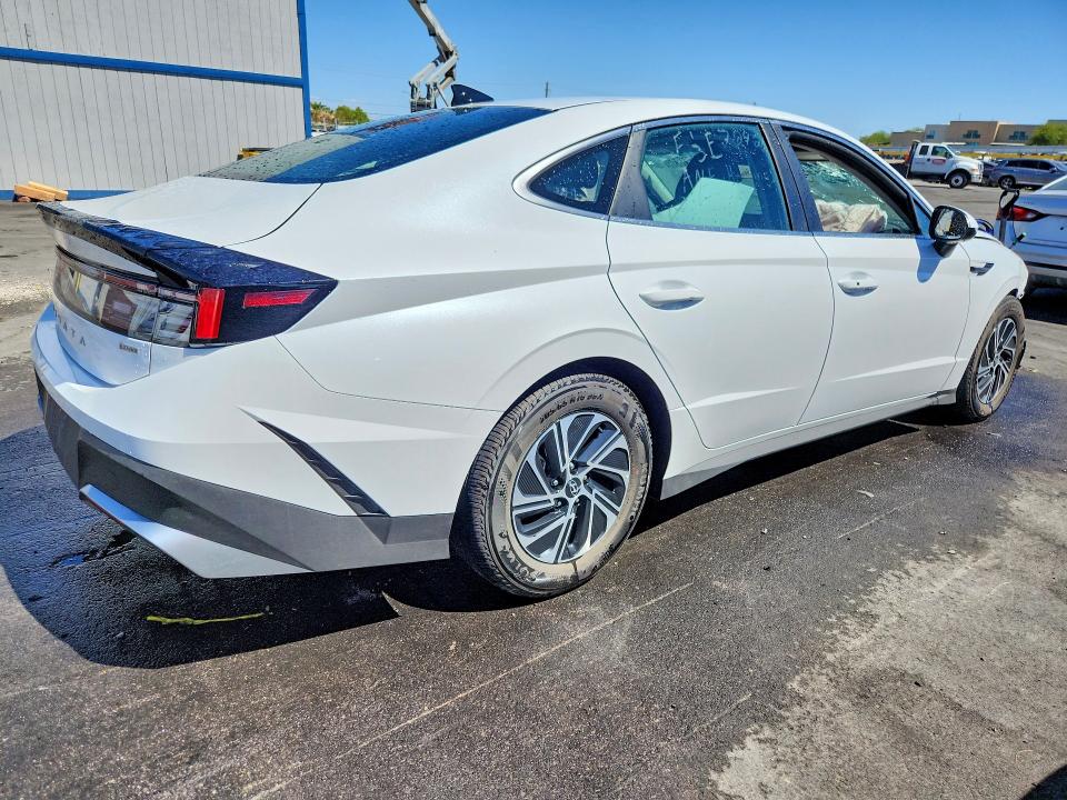 Продаж на аукціоні авто 2026 Hyundai Sonata Hybrid, vin: KMHL24JJ3TA170305, номер лоту: 63291836