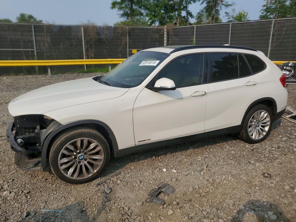 2015 Bmw X1 მანქანა იყიდება აუქციონზე, vin: WBAVM1C57FVZ94274, აუქციონის ნომერი: 60915816