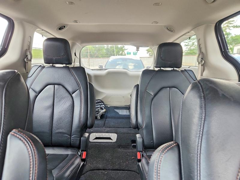 Продаж на аукціоні авто 2018 Chrysler Pacifica, vin: 2C4RC1BG2JR152030, номер лоту: 60744406