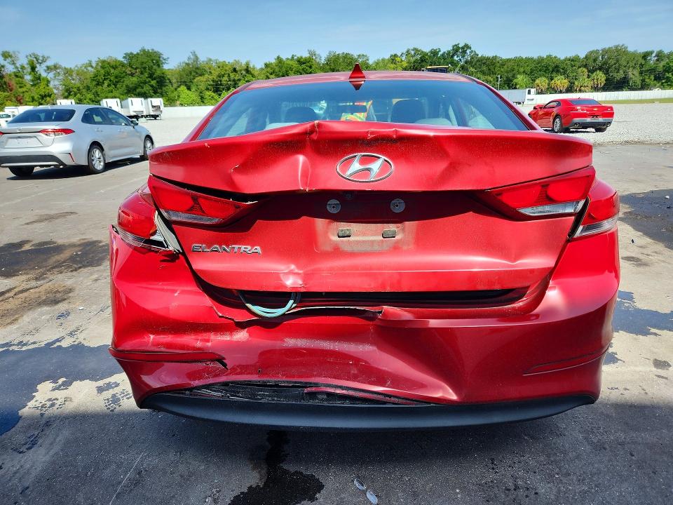 2018 Hyundai Elantra მანქანა იყიდება აუქციონზე, vin: 5NPD84LF0JH242938, აუქციონის ნომერი: 61077316