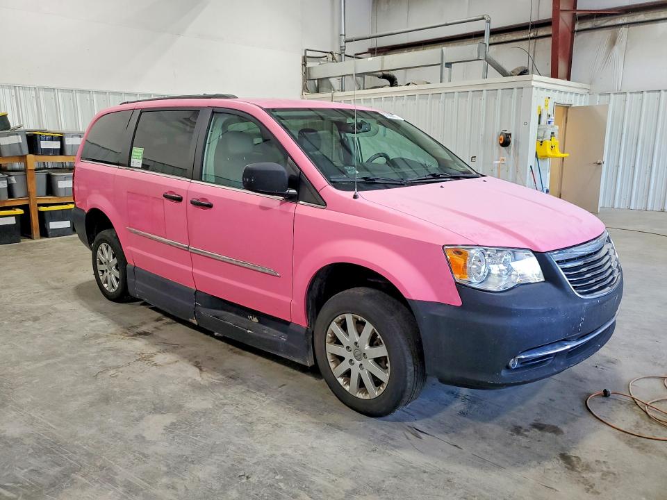 2015 Chrysler Town & Country მანქანა იყიდება აუქციონზე, vin: 2C4RC1BGXFR751717, აუქციონის ნომერი: 61068816