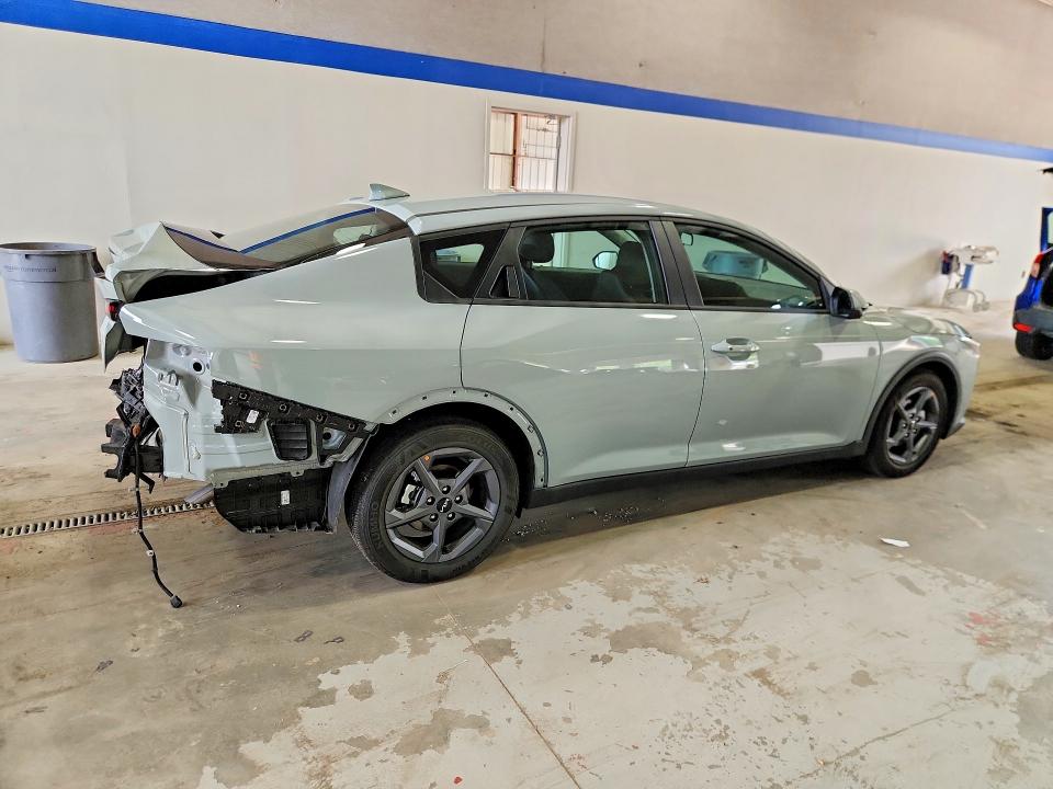 Продаж на аукціоні авто 2026 Kia K4, vin: 3KPFT4DE1TE319417, номер лоту: 61861456