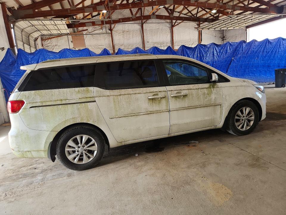 2016 Kia Sedona მანქანა იყიდება აუქციონზე, vin: KNDMB5C17G6113111, აუქციონის ნომერი: 61438576
