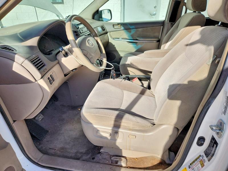 60171126 :رقم المزاد ، 5TDZK23C18S178382 vin ، 2008 Toyota Sienna مزاد بيع