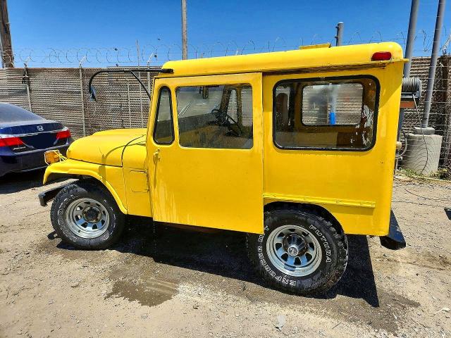 1970 Jeep Jeep Cj5 მანქანა იყიდება აუქციონზე, vin: 8511010323, აუქციონის ნომერი: 59227446
