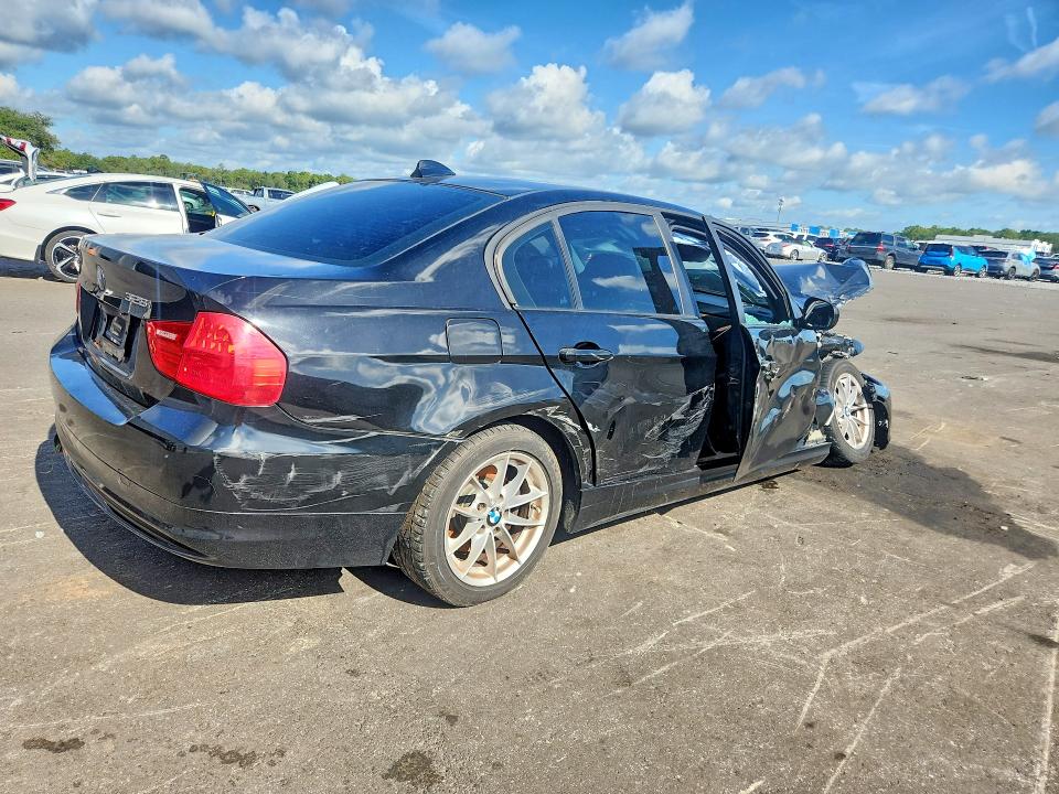 2010 Bmw 328 მანქანა იყიდება აუქციონზე, vin: WBAPH7G58ANM51812, აუქციონის ნომერი: 56194956