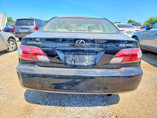 62578026 :رقم المزاد ، JTHBF30G730141110 vin ، 2003 Lexus Es مزاد بيع
