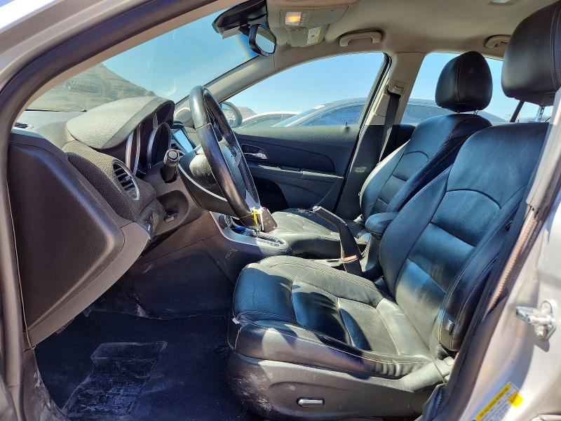 63137996 :رقم المزاد ، 1G1PE5SB0F7186319 vin ، 2015 Chevrolet Cruze مزاد بيع
