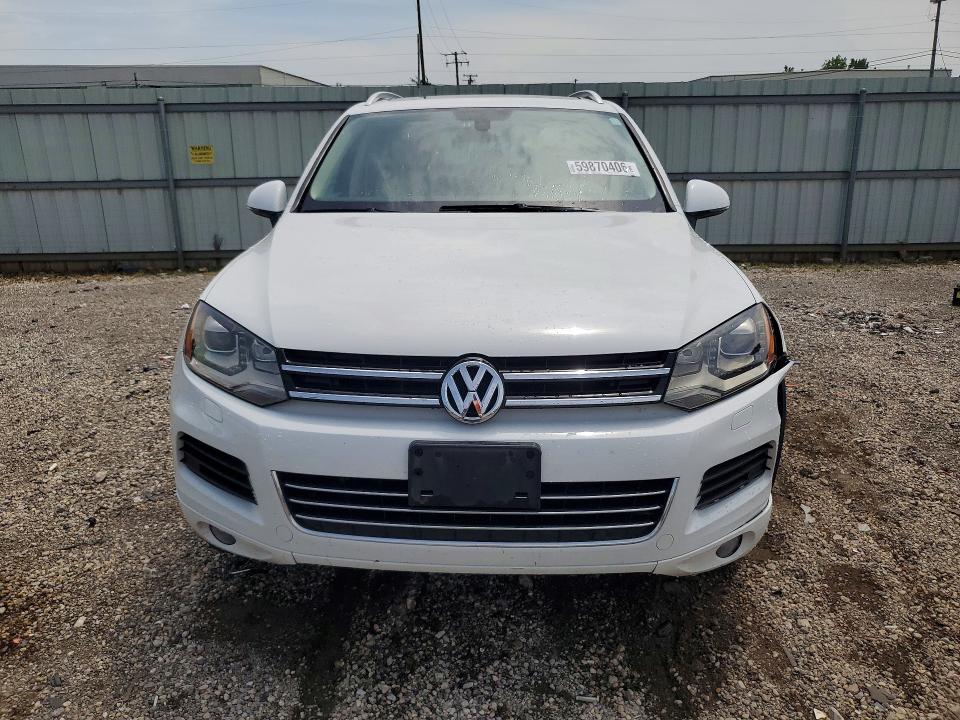 59870406 :رقم المزاد ، WVGEF9BP4DD002167 vin ، 2013 Volkswagen Touareg مزاد بيع