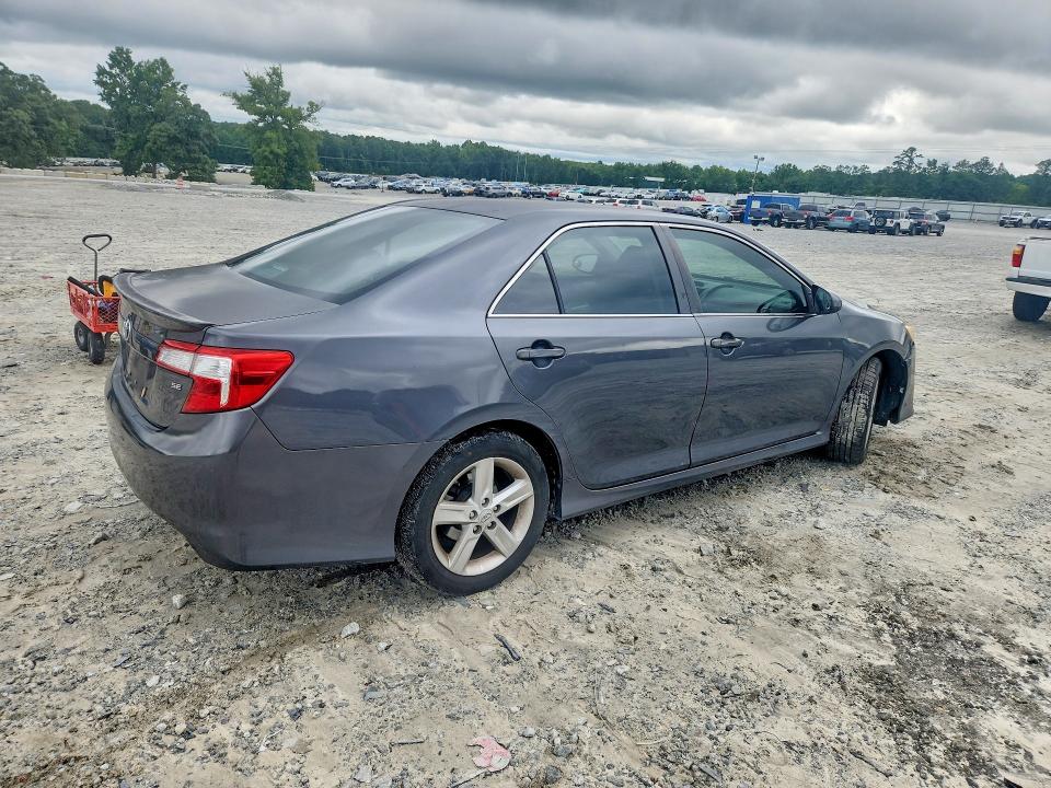 2012 Toyota Camry მანქანა იყიდება აუქციონზე, vin: 4T1BF1FK6CU078670, აუქციონის ნომერი: 61131566
