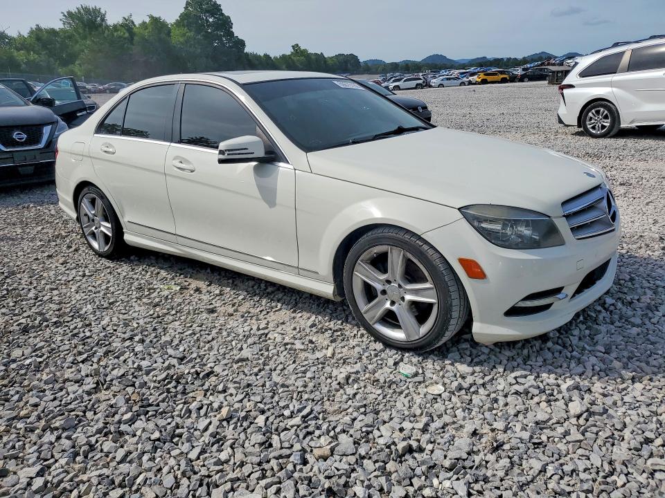 60670186 :رقم المزاد ، WDDGF5EBXBA509021 vin ، 2011 Mercedes-benz C مزاد بيع