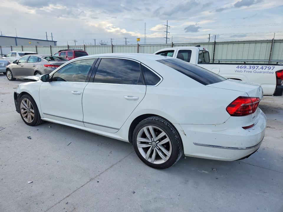 61362246 :رقم المزاد ، 1VWCS7A34GC065920 vin ، 2016 Volkswagen Passat مزاد بيع