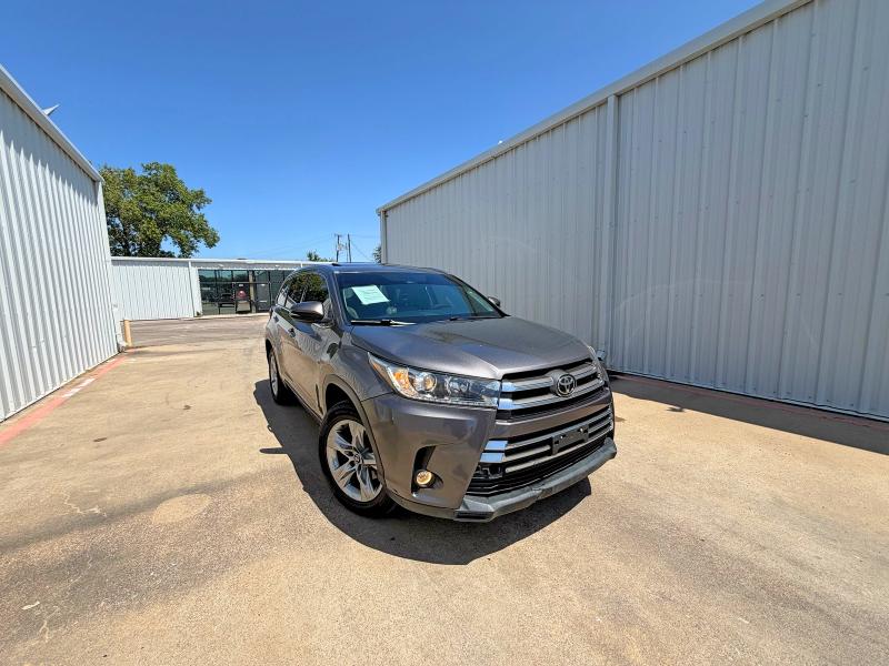 Продажа на аукционе авто 2017 Toyota Highlander, vin: 5TDYZRFH0HS188103, номер лота: 60892826