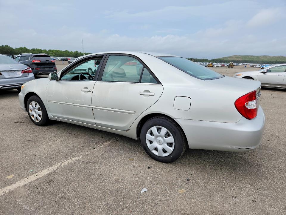 62000596 :رقم المزاد ، 4T1BE32K22U092570 vin ، 2002 Toyota Camry مزاد بيع