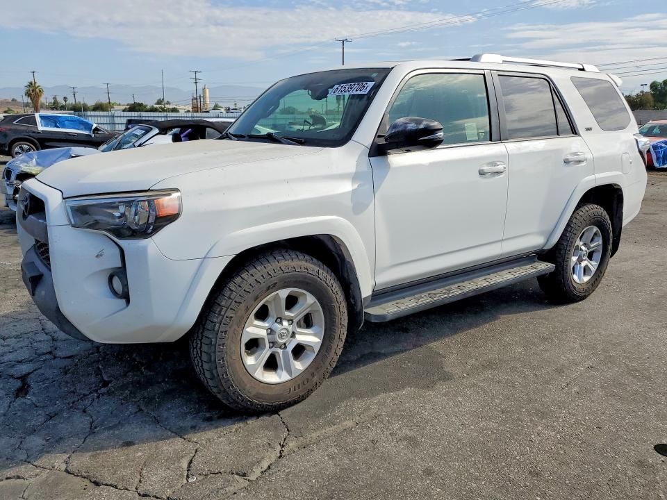 Auction sale of the 2018 Toyota 4runner, vin: JTEBU5JRXJ5533111, lot number: 61539706