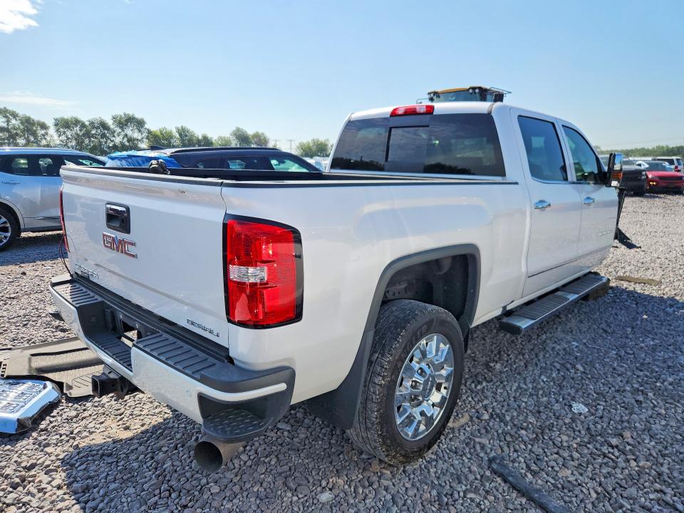 2018 Gmc Sierra მანქანა იყიდება აუქციონზე, vin: 1GT12UEY2JF202681, აუქციონის ნომერი: 59955426