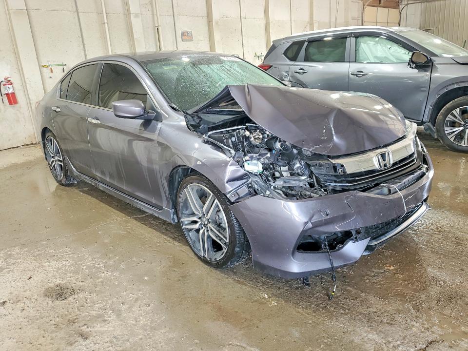 62961256 :رقم المزاد ، 1HGCR2F50GA067320 vin ، 2016 Honda Accord مزاد بيع