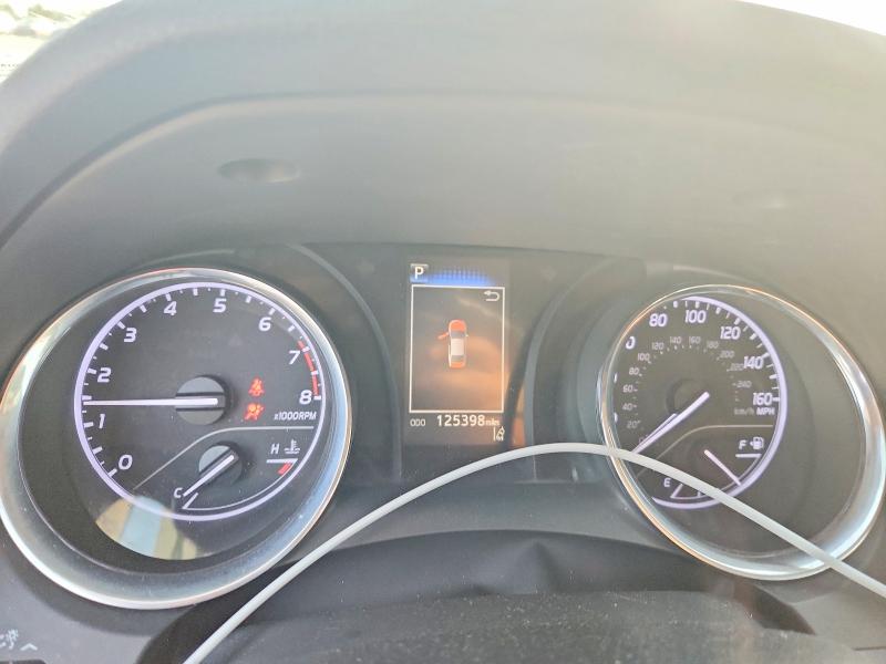 63127256 :رقم المزاد ، 4T1B11HK0KU203673 vin ، 2019 Toyota Camry مزاد بيع