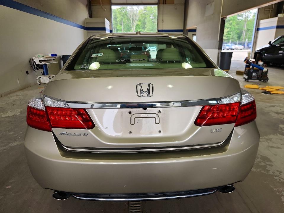 2013 Honda Accord მანქანა იყიდება აუქციონზე, vin: 1HGCR3F82DA037974, აუქციონის ნომერი: 58941966