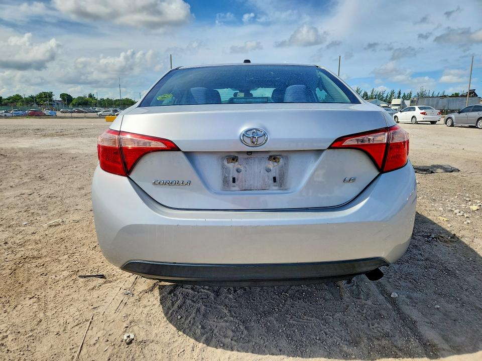 Продаж на аукціоні авто 2017 Toyota Corolla, vin: 5YFBURHE3HP570559, номер лоту: 59685776