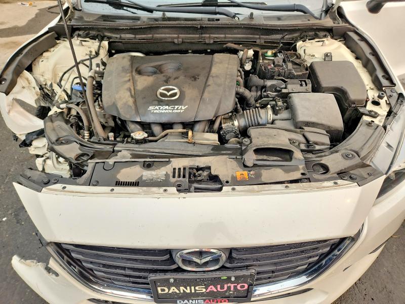 Продаж на аукціоні авто 2018 Mazda 3, vin: 3MZBN1U75JM222942, номер лоту: 61035226