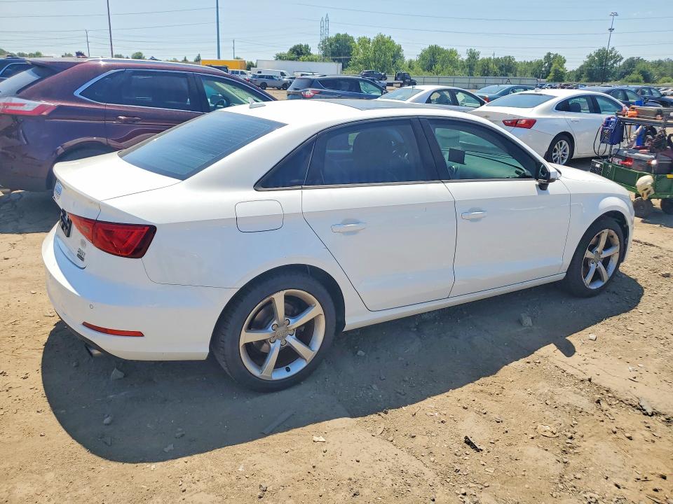 Продажа на аукционе авто 2016 Audi A3, vin: WAUB8GFF8G1083586, номер лота: 62283686
