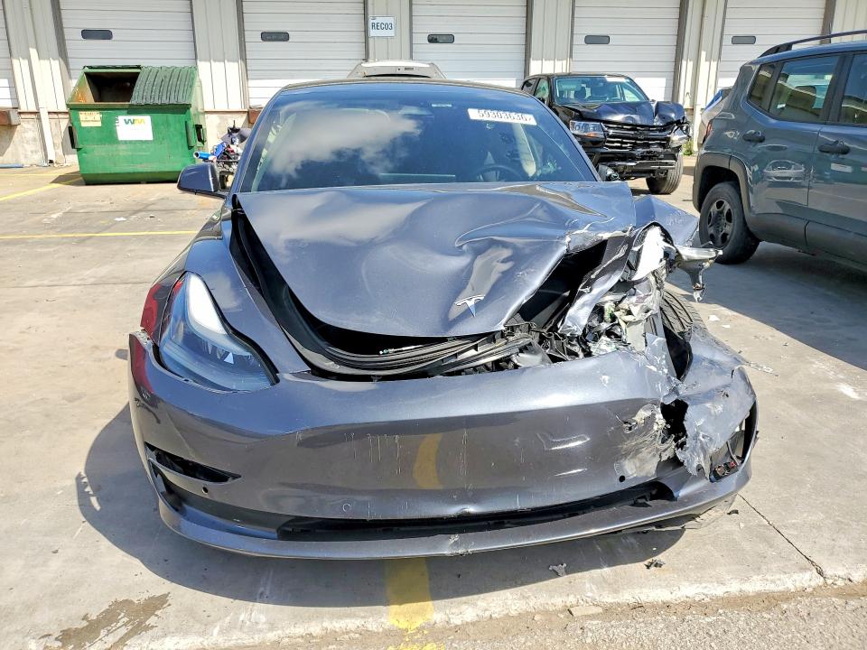 59303636 :رقم المزاد ، 5YJ3E1EC9NF299214 vin ، 2022 Tesla Model 3 مزاد بيع
