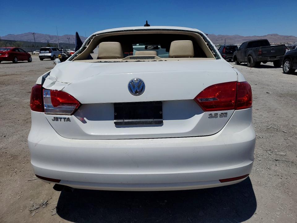 60292986 :رقم المزاد ، 3VWDZ7AJ0BM341502 vin ، 2011 Volkswagen Jetta مزاد بيع