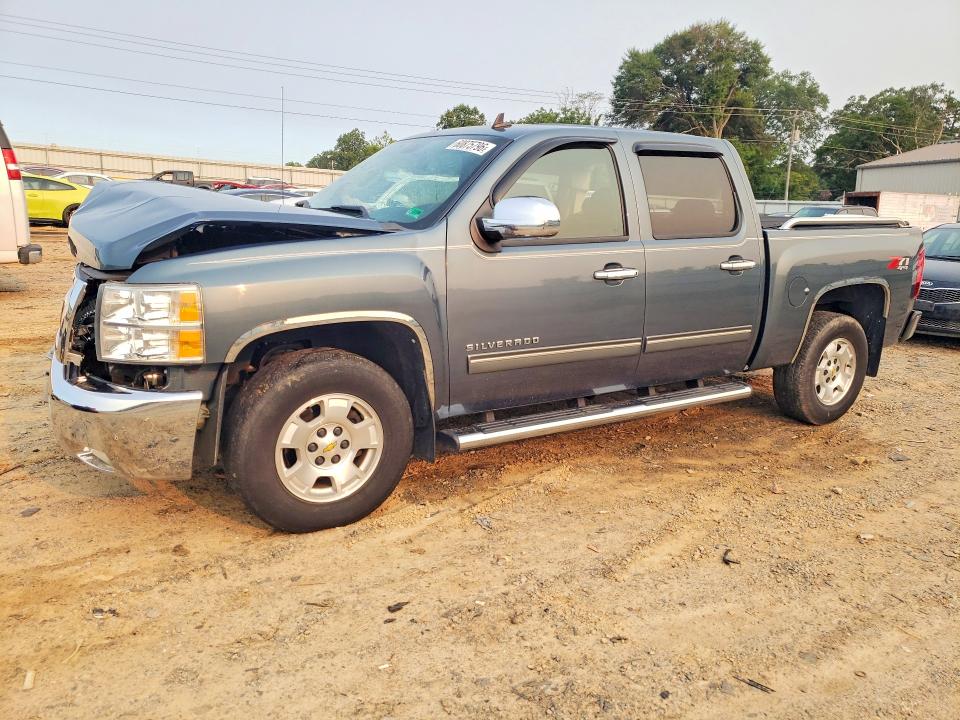 60875796 :رقم المزاد ، 1GCPKSE76CF126830 vin ، 2012 Chevrolet Silverado مزاد بيع