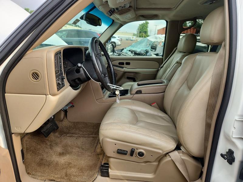 2003 Chevrolet Suburban მანქანა იყიდება აუქციონზე, vin: 1GNFK16Z33J128139, აუქციონის ნომერი: 62639986
