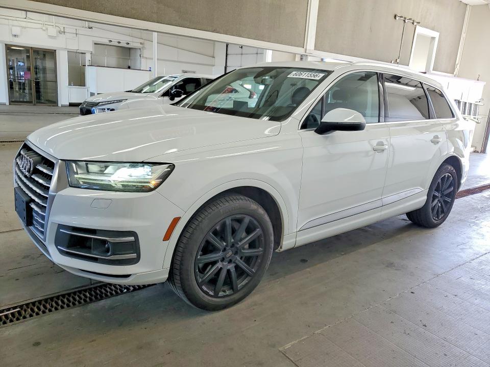 Продаж на аукціоні авто 2017 Audi Q7, vin: WA1LAAF70HD016217, номер лоту: 60611556