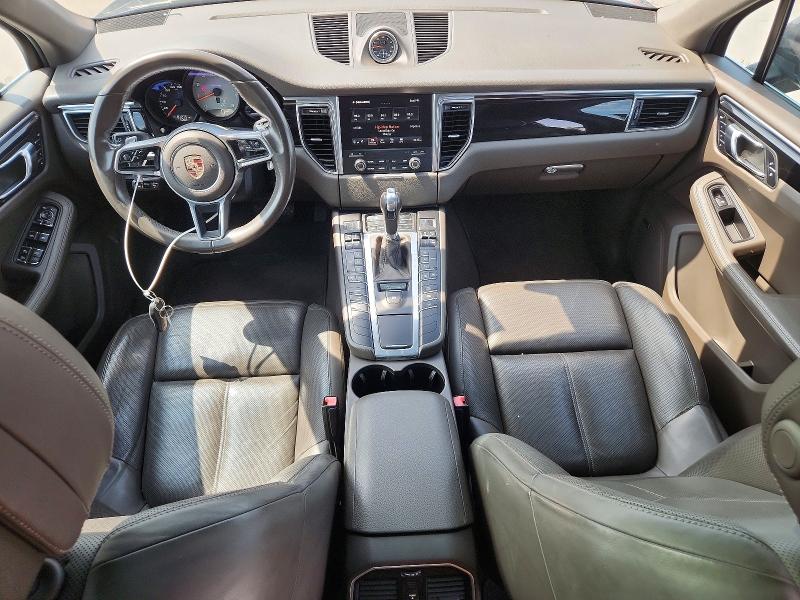 63219586 :رقم المزاد ، WP1AB2A51HLB17132 vin ، 2017 Porsche Macan مزاد بيع